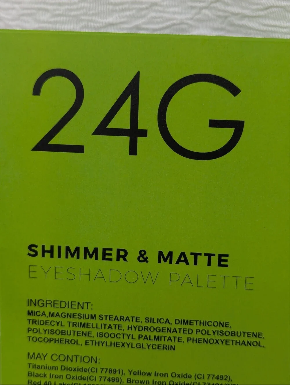 BEYOND - 24 Colors Shimmer & Matte - Professional Eyeshadow Palette